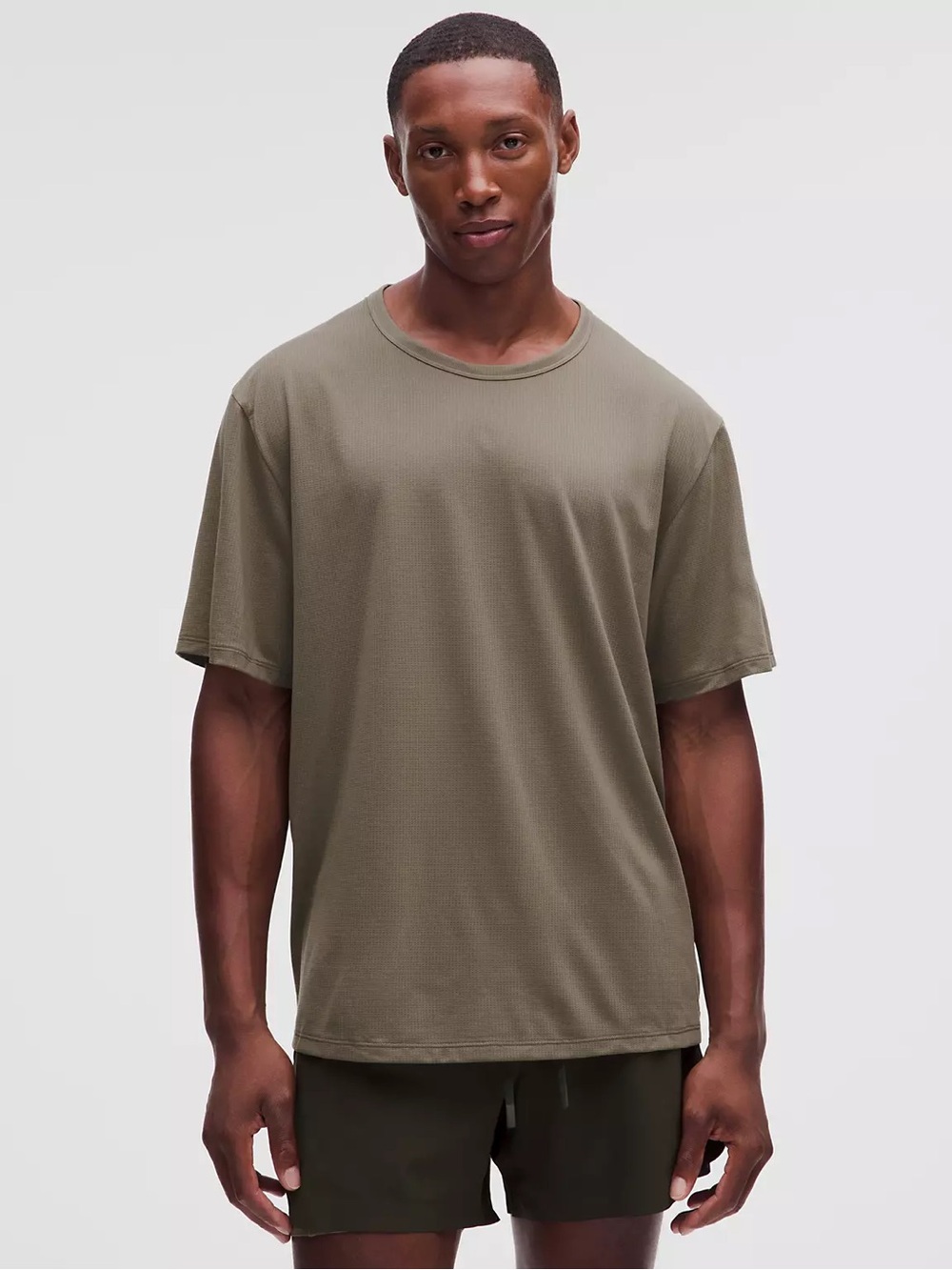 Men's Lululemon Taupe heavyweight Crew Neck Short Sleeve Shirt
